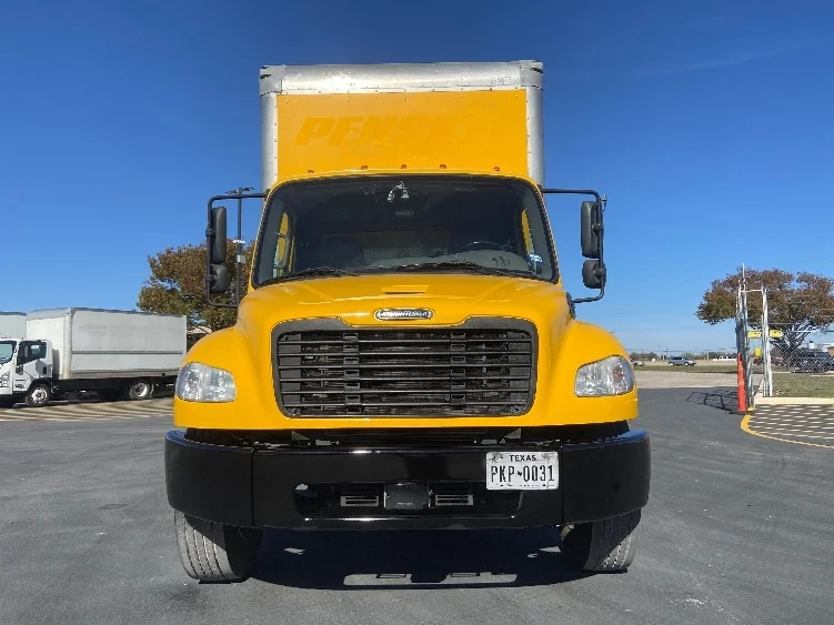 2022 Freightliner M2 106 - image 2