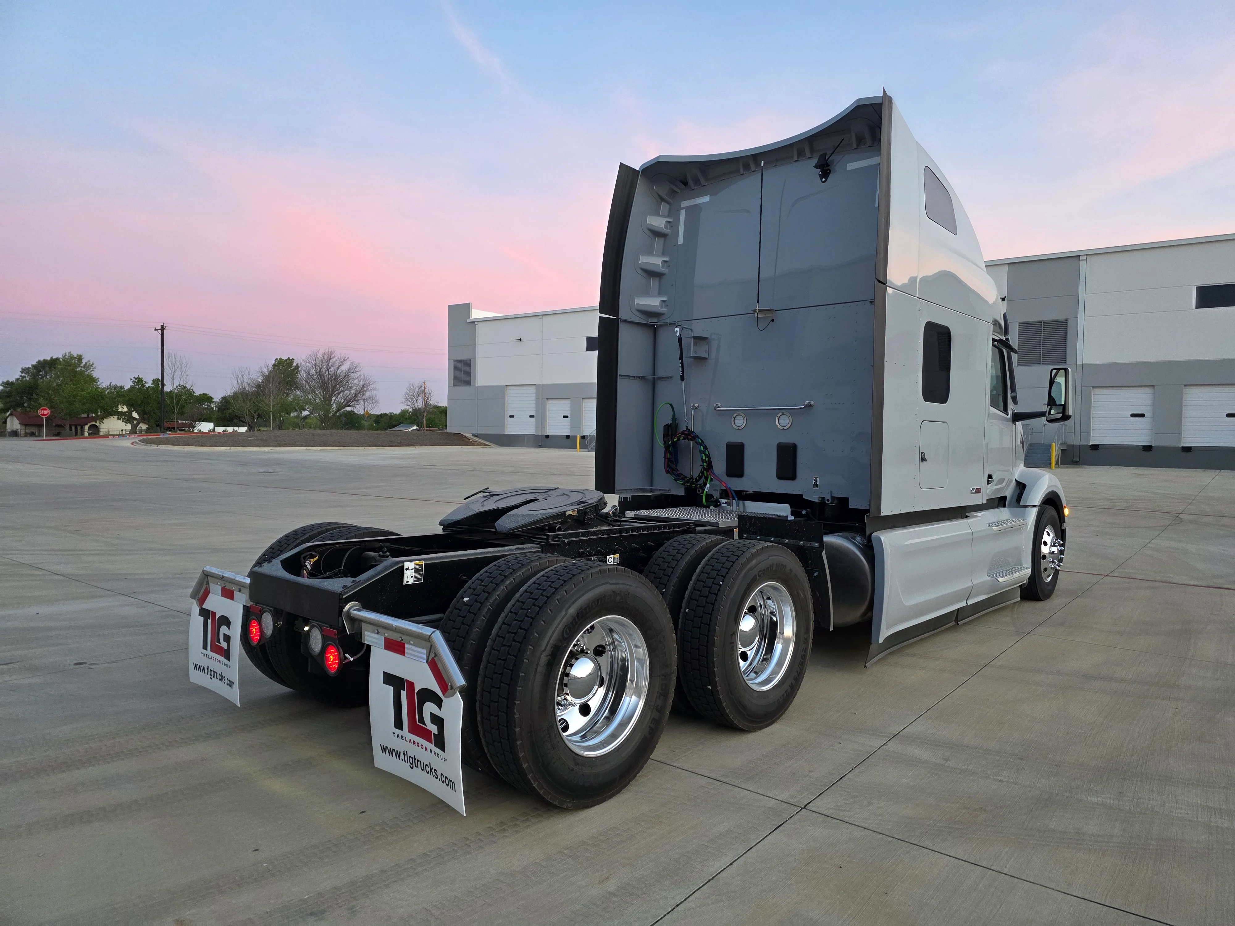 2027 Peterbilt 579 in Greensboro, NC — photo 5