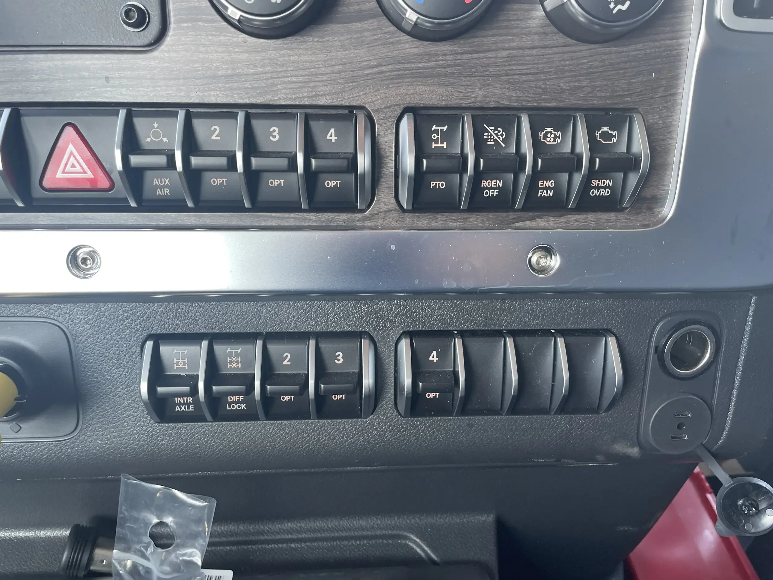 2026 Western Star 47X - image 25