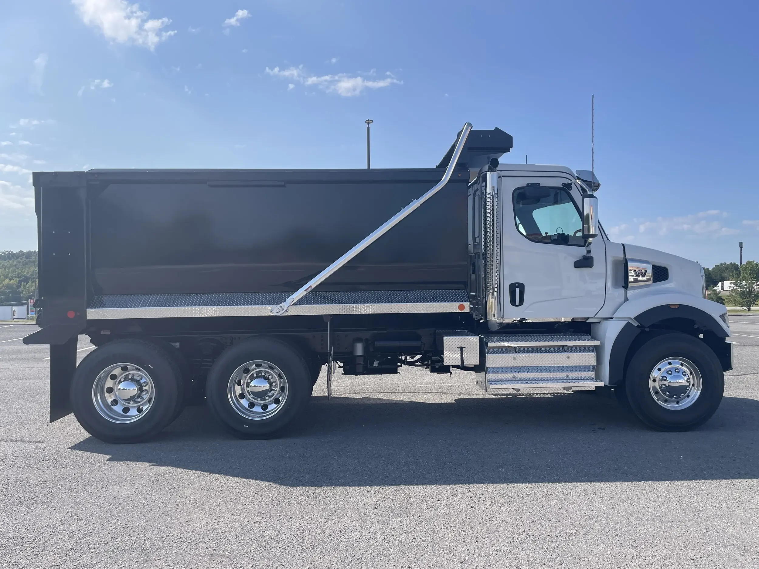 2026 Western Star 47X in Chattanooga, TN — photo 7