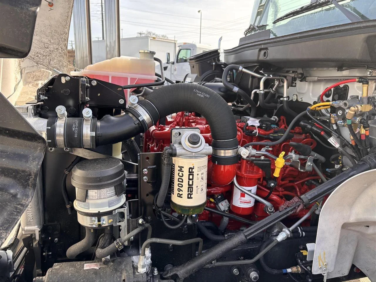 2026 Hino L6 - image 7