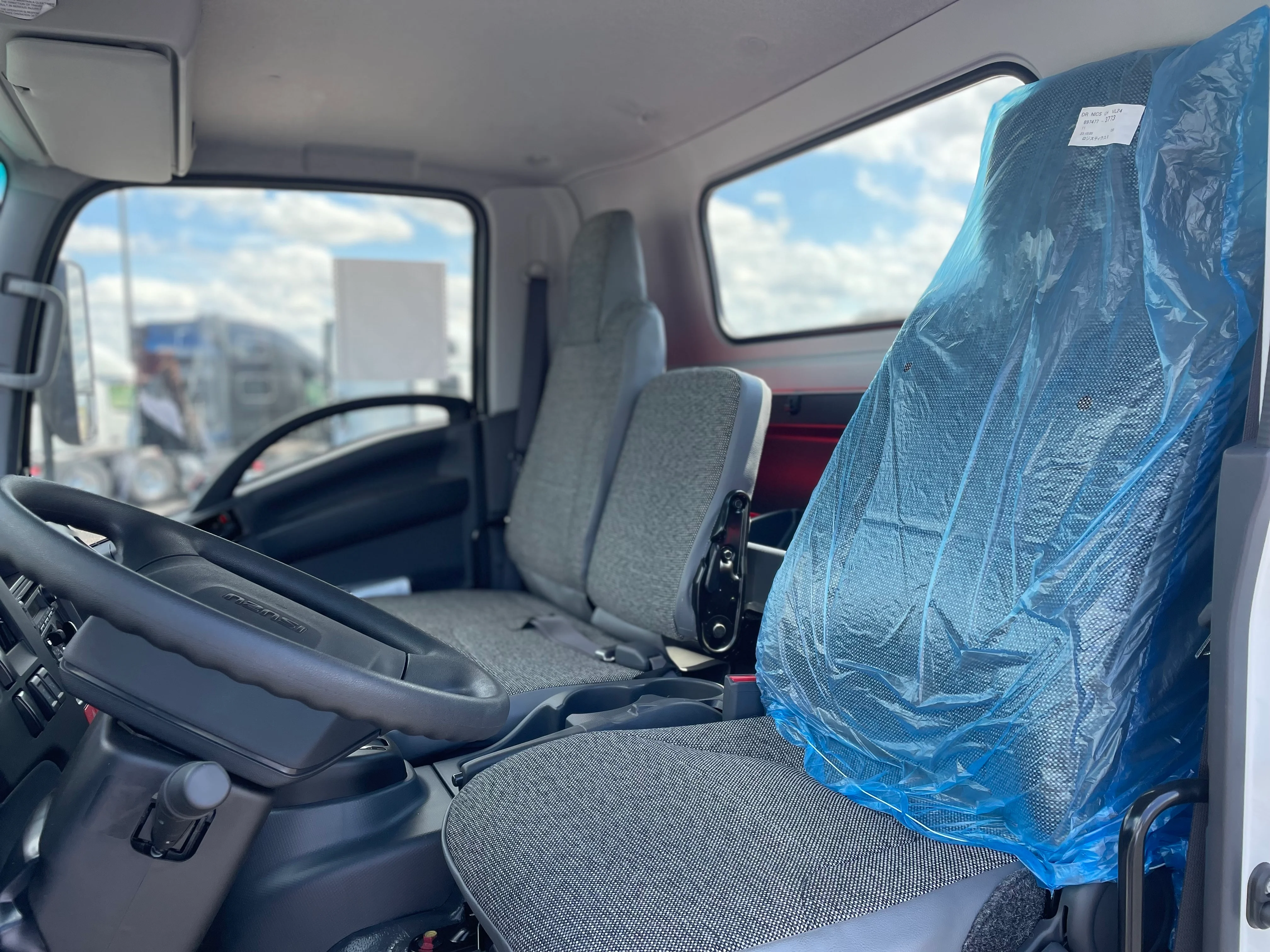 2025 Isuzu NRR in Amarillo, TX — photo 5