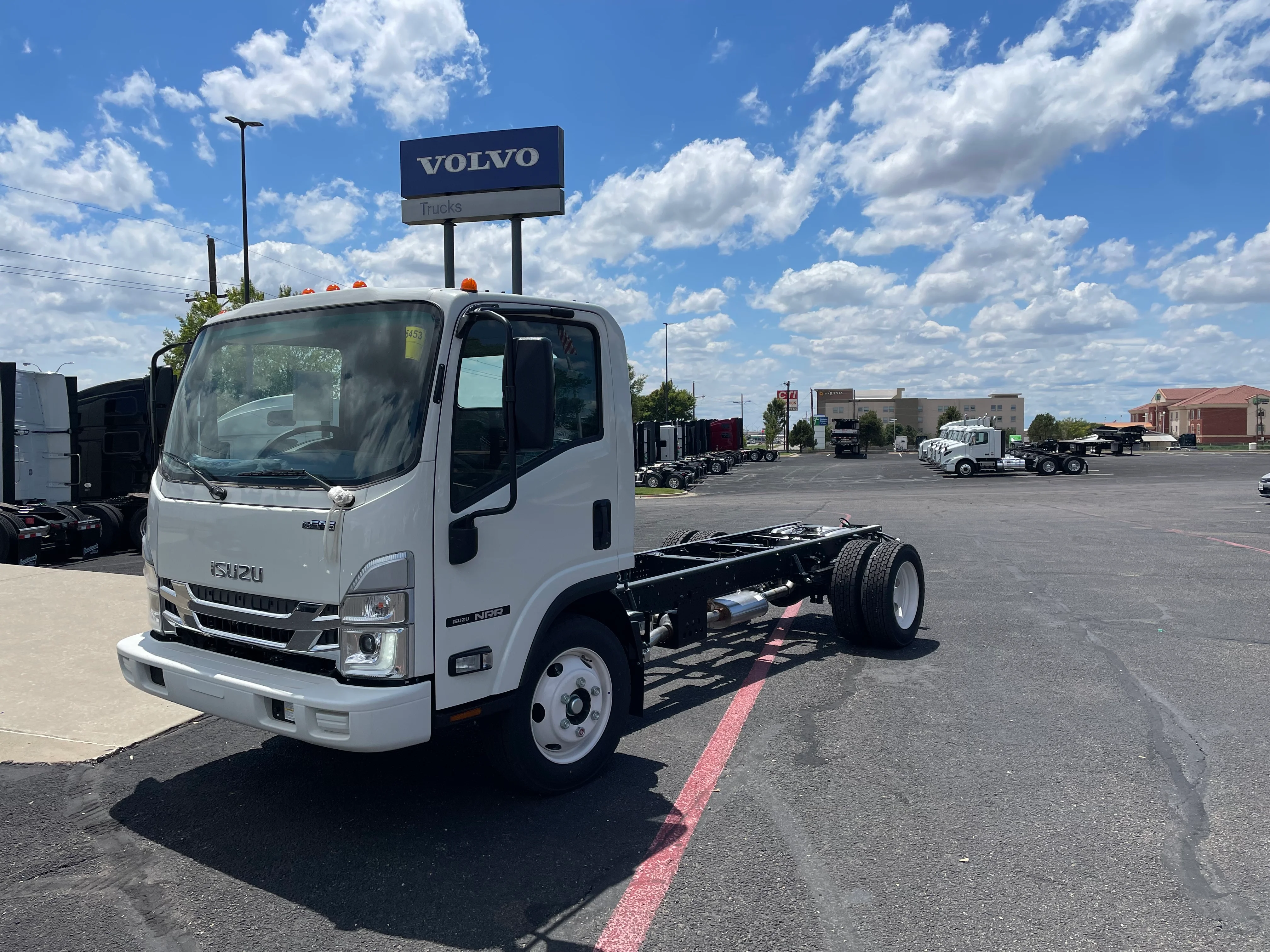 2025 Isuzu NRR in Amarillo, TX