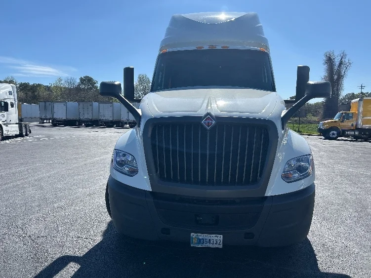 2023 International LT in Atlanta, GA — photo 2