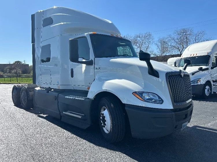 2023 International LT in Atlanta, GA