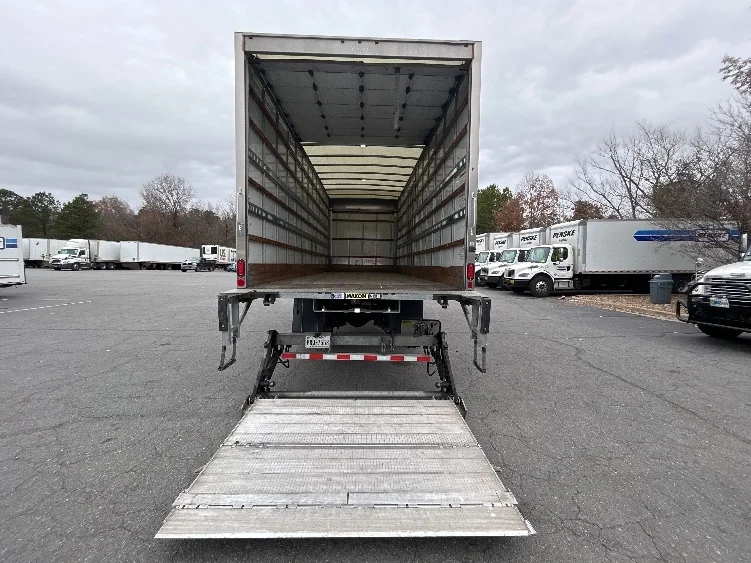 2022 Freightliner M2 106 in Little Rock, AR — photo 9