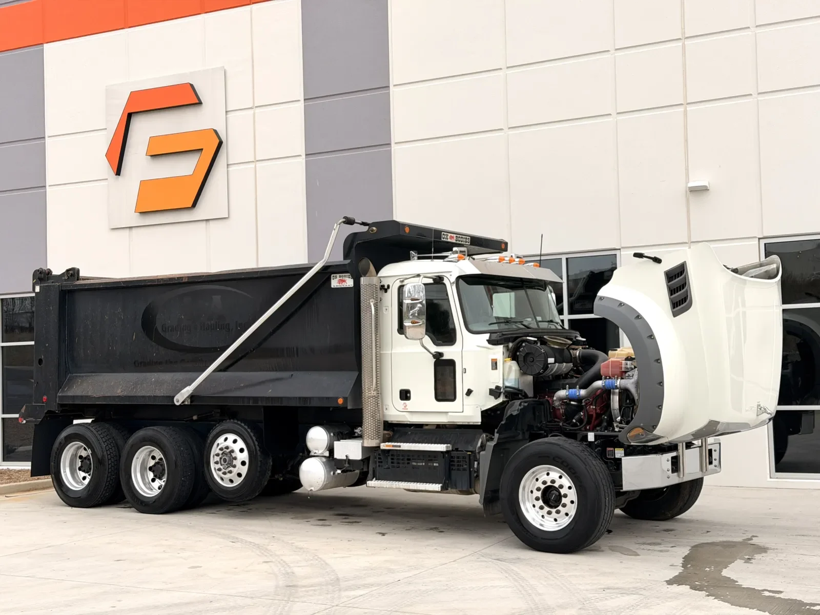 2021 Mack Granite - image 10