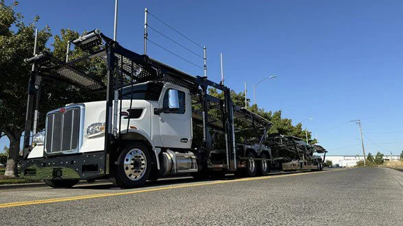 2025 Peterbilt 567 in Portland, OR