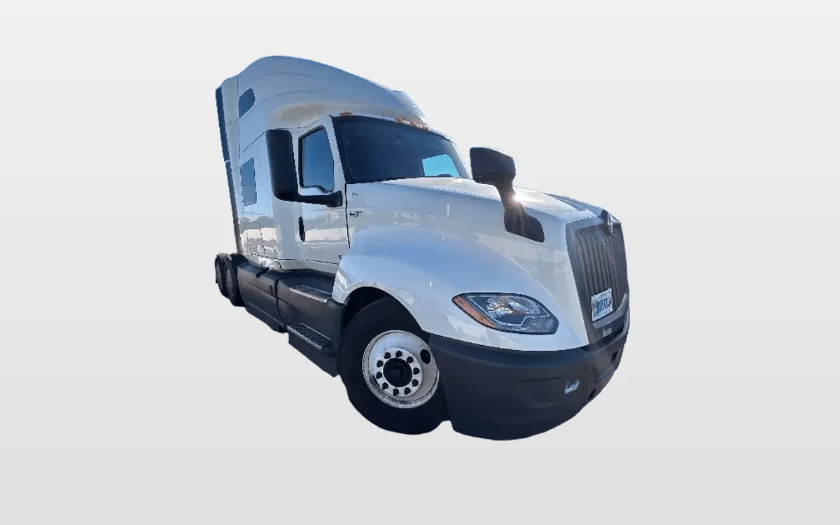 2023 International LT - image 1