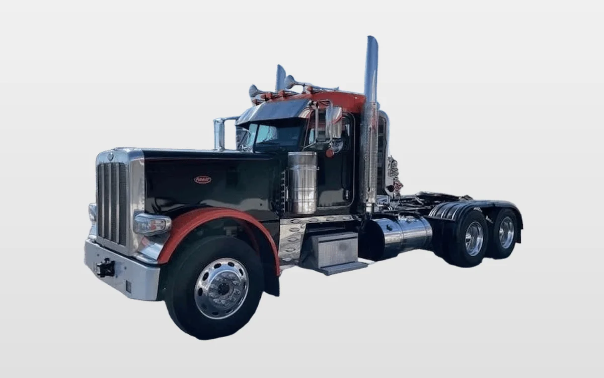 2023 Peterbilt 389 - image 1