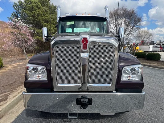 2027 Kenworth T880 in Port Wentworth, GA — photo 13