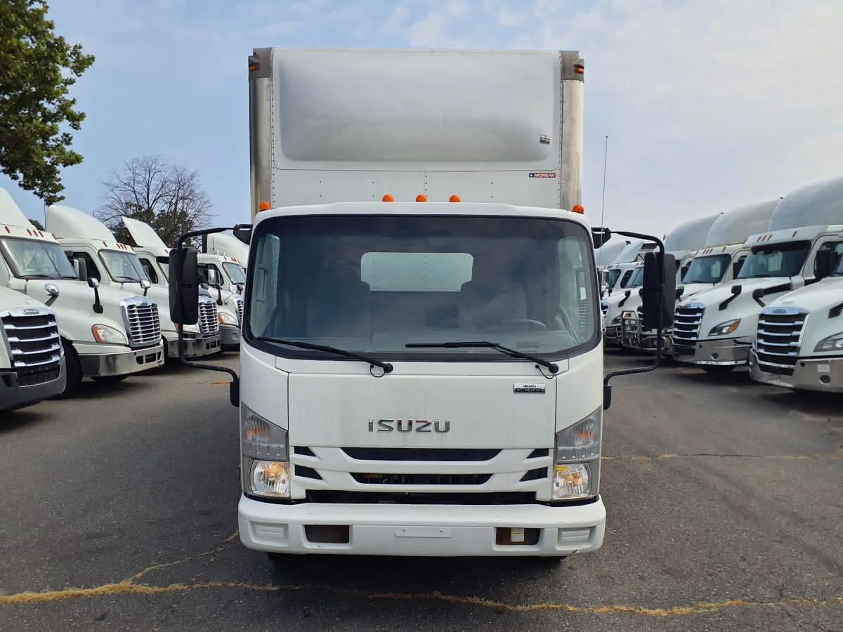 2020 Isuzu NQR - image 2