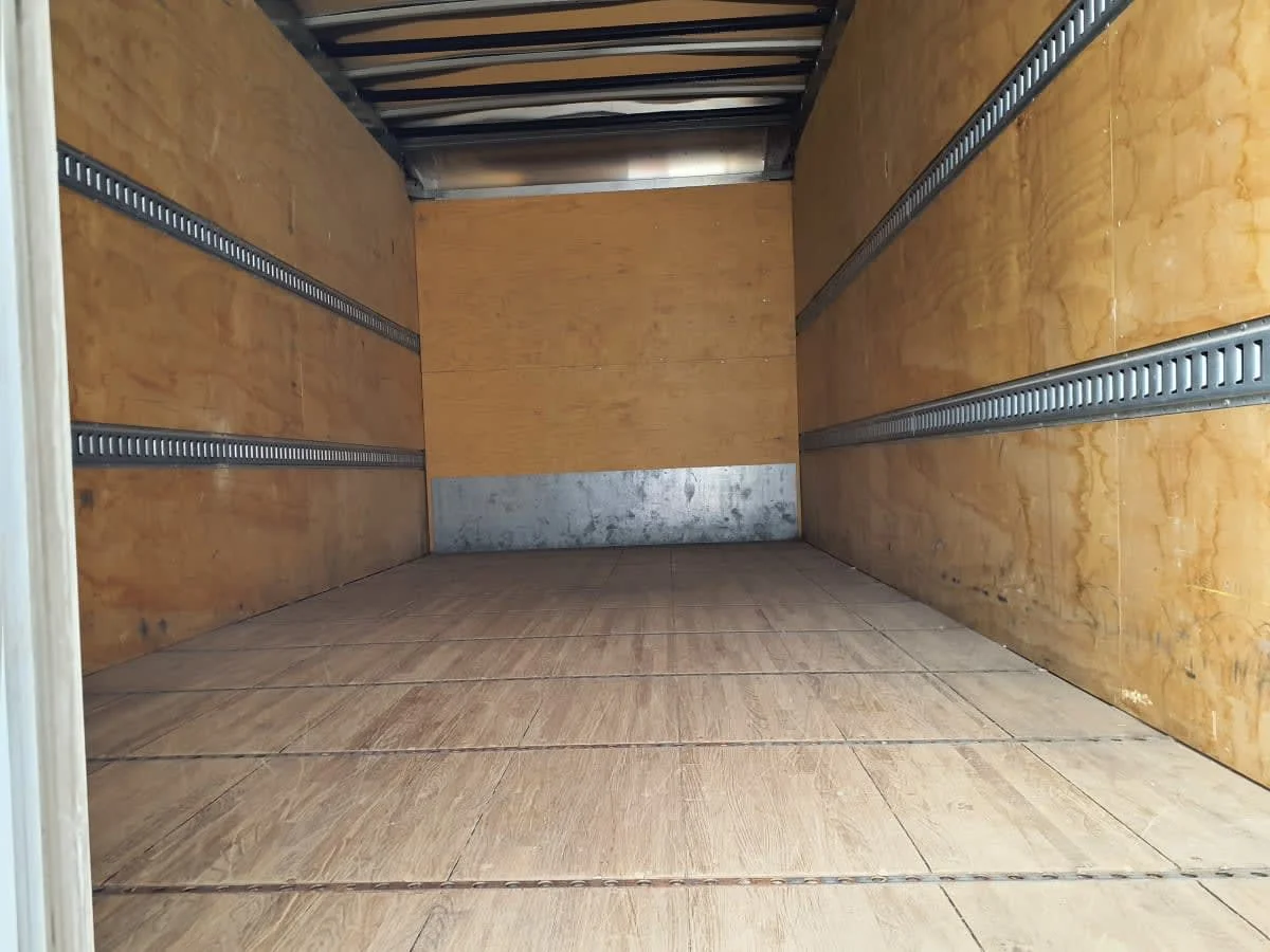 2020 Isuzu NQR in Springfield, MA — photo 8