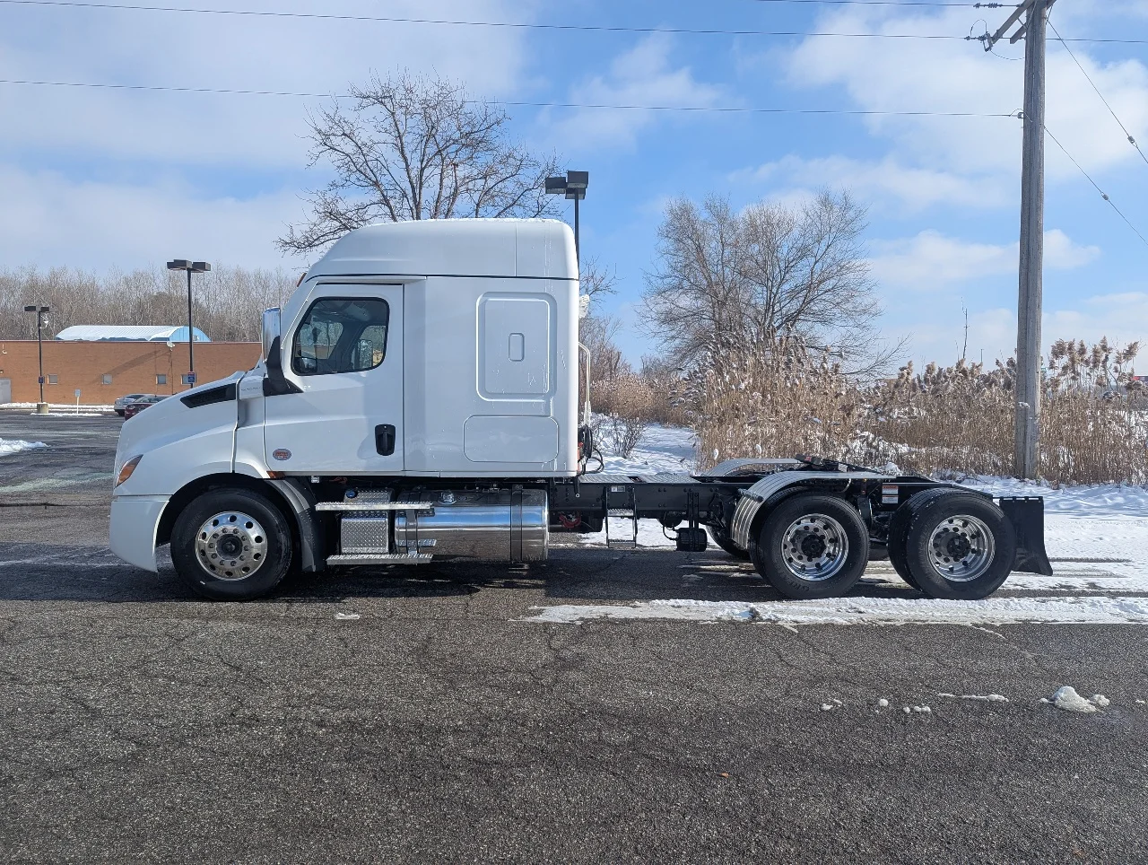 2026 Freightliner in York Street Elmhurst, IL — photo 4
