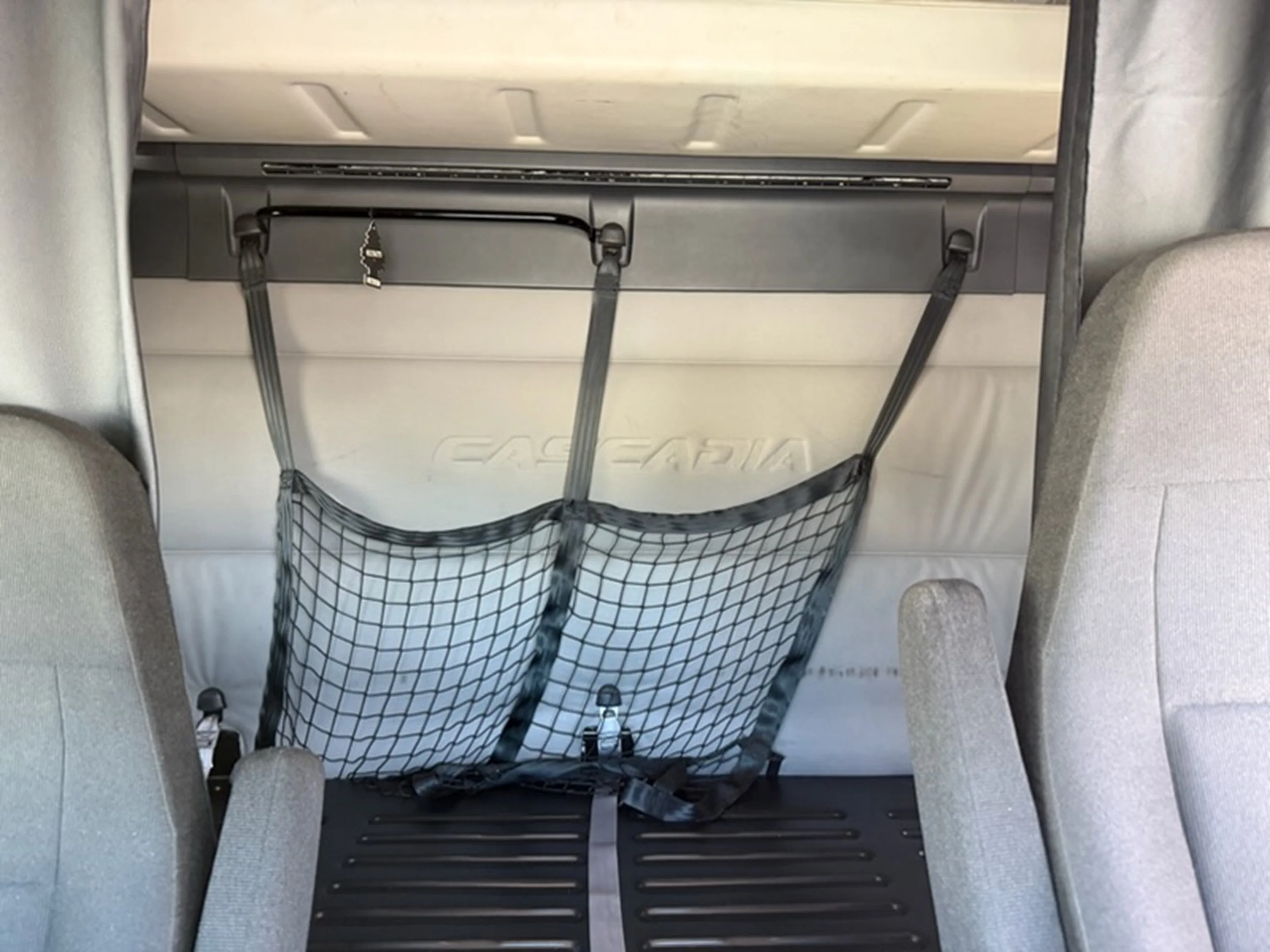 2020 Freightliner Cascadia in Savannah, GA — photo 10