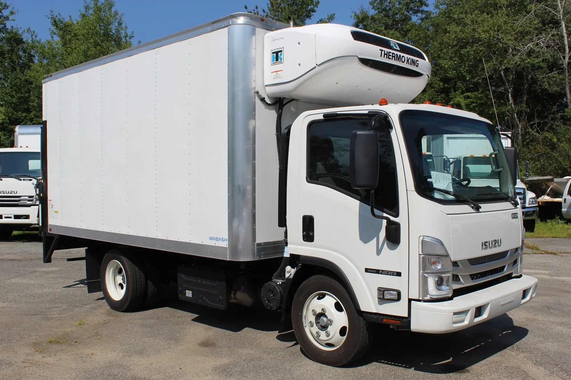 2024 Isuzu NRR - image 3