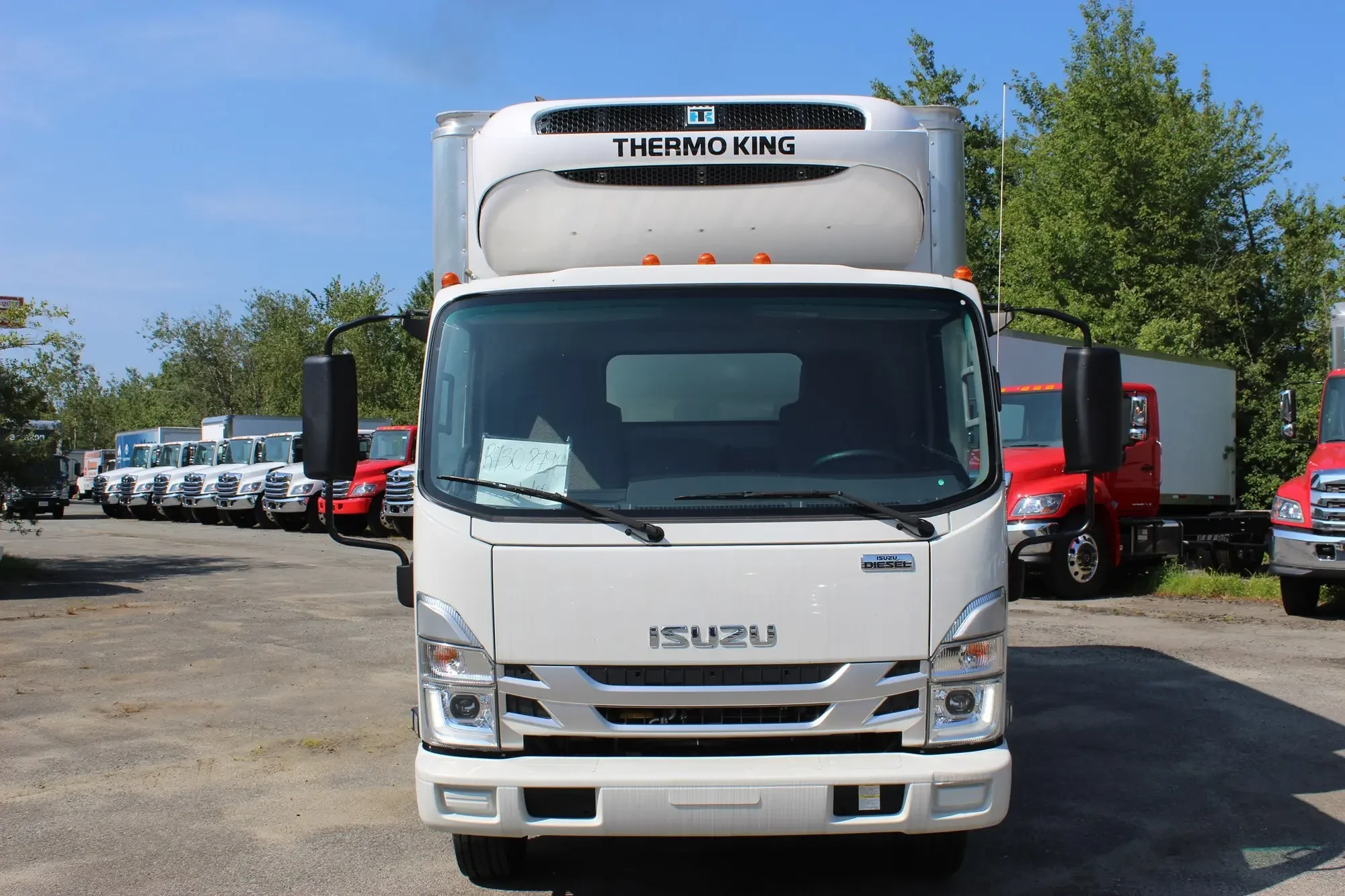 2024 Isuzu NRR - image 2