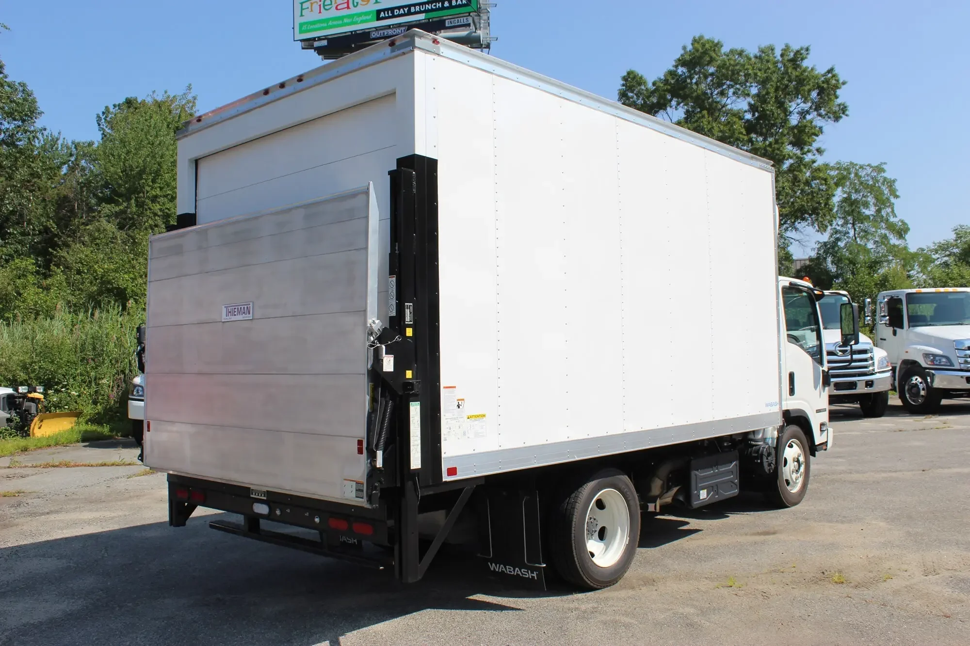 2024 Isuzu NRR - image 5