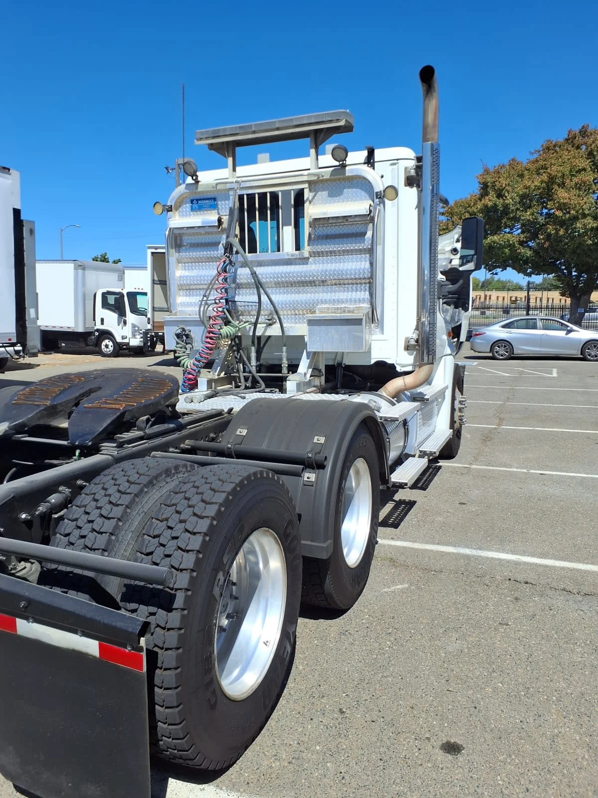 2020 Freightliner Cascadia in West Sacramento, CA — photo 4