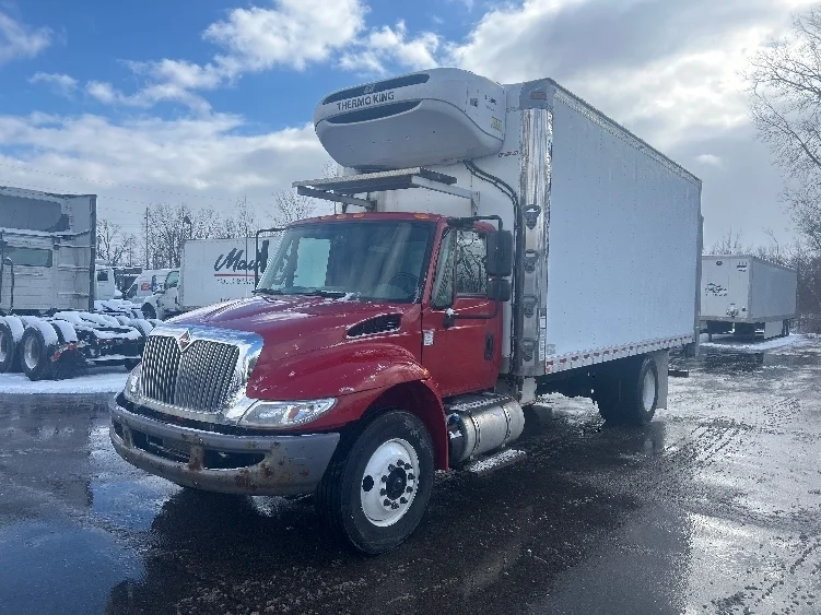 2019 International 4300 - image 3