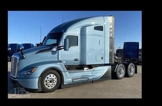 2023 Kenworth T680 in Location: Easton, PA — photo 2