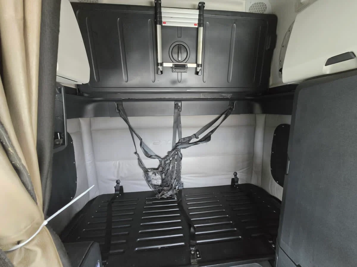 2020 Freightliner Cascadia in North Little Rock, AR — photo 8
