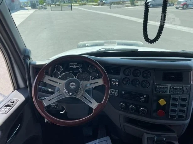 2016 Peterbilt 567 in Missoula, MT — photo 12