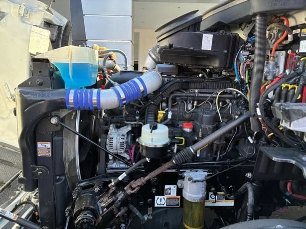 2022 Peterbilt 579 in Portland, OR — photo 10