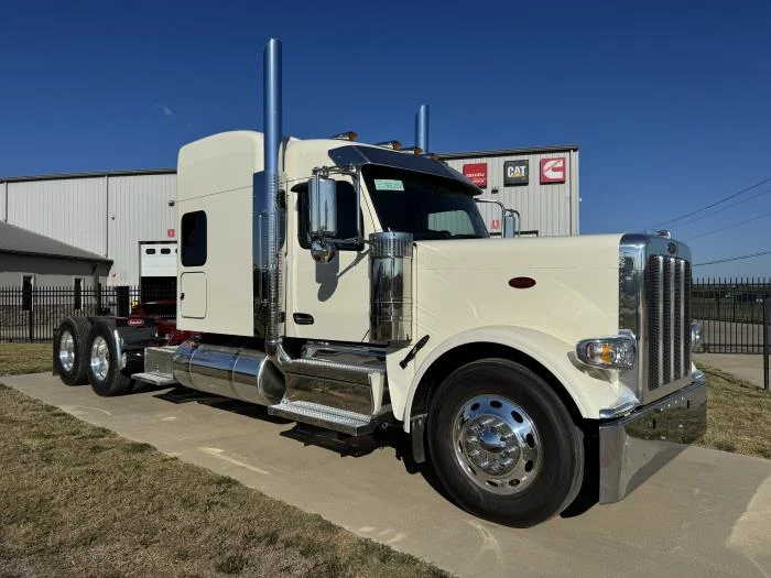 2026 Peterbilt 589 - image 4