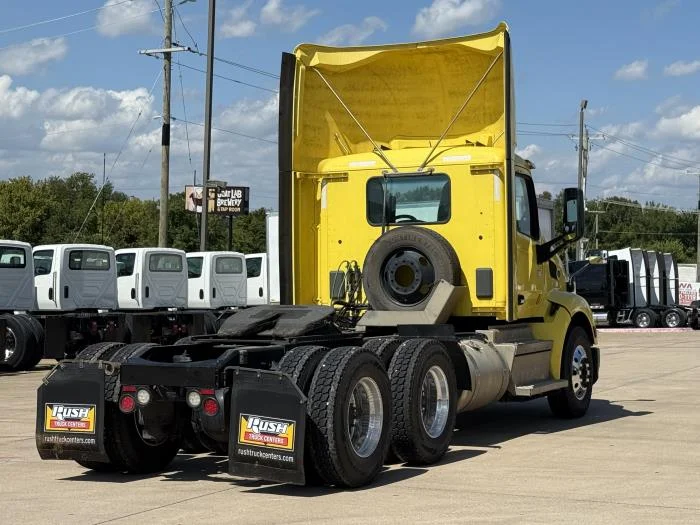 2021 Peterbilt 579 - image 6