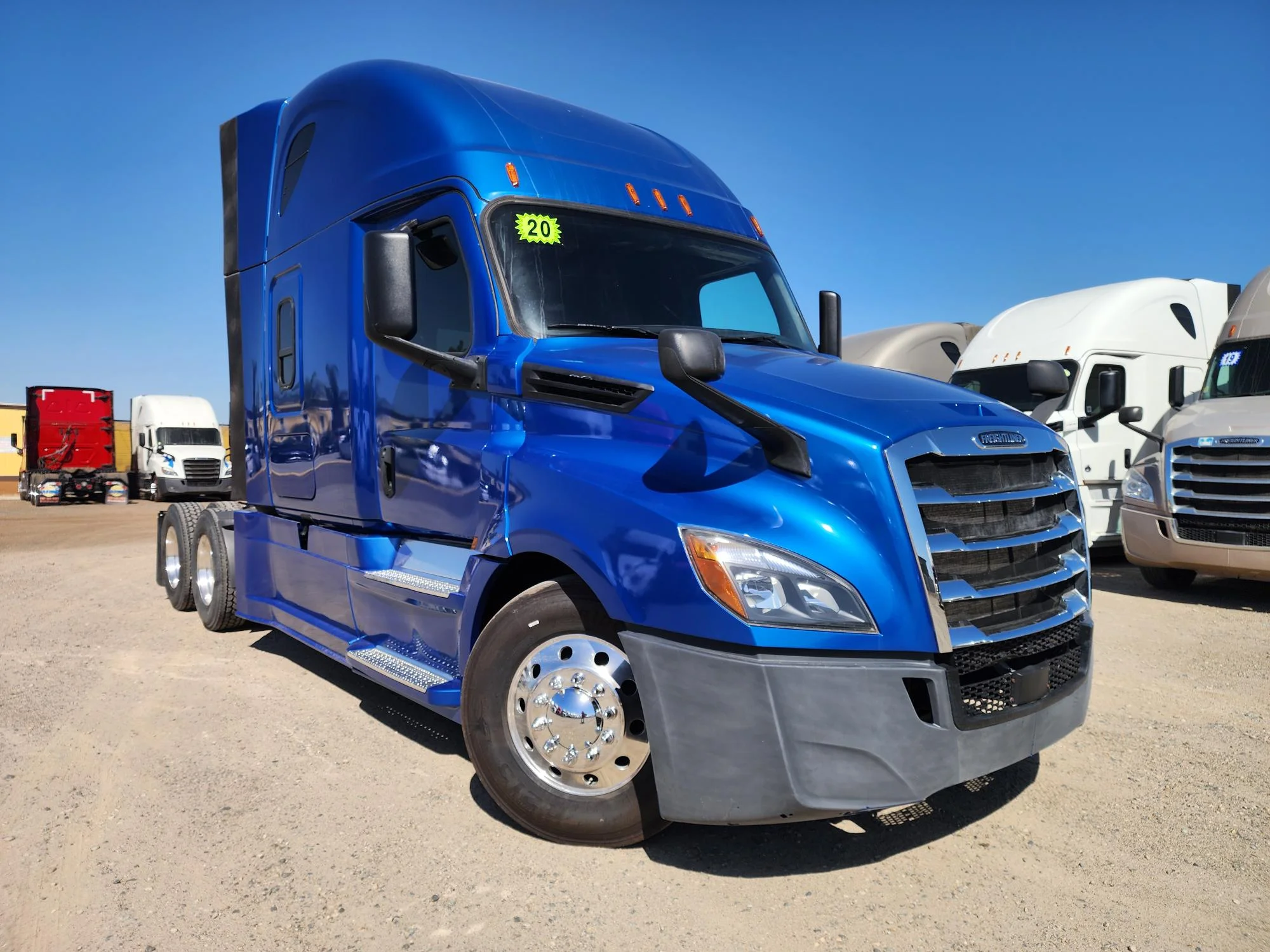 2020 Freightliner Cascadia in Fresno, CA — photo 3