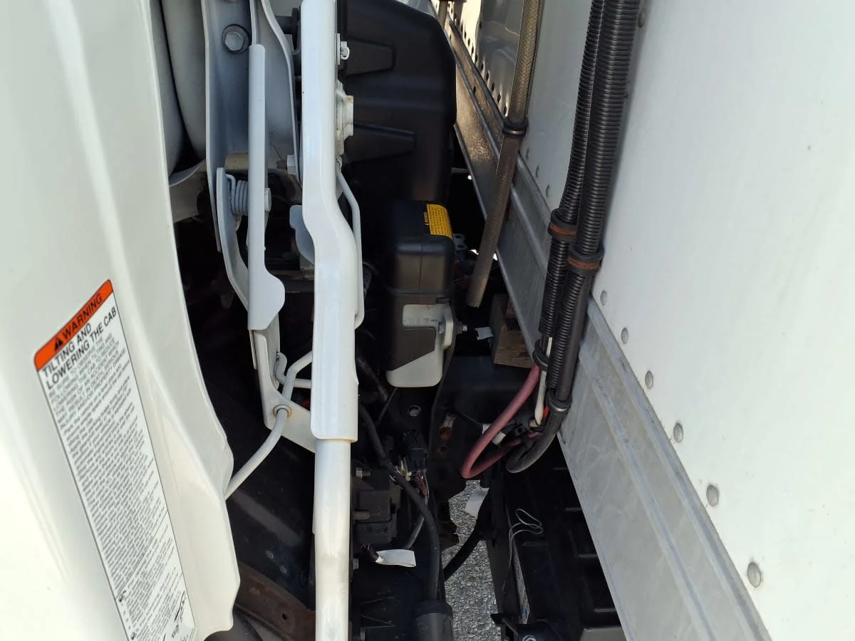 2020 Hino 195 in Warwick, RI — photo 10
