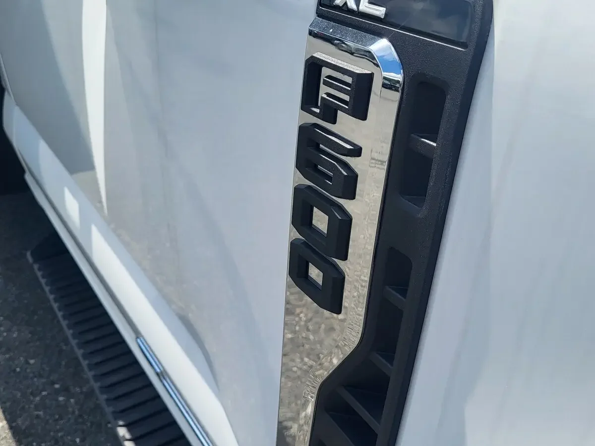 2024 Ford F-600 in Foxboro, MA — photo 27