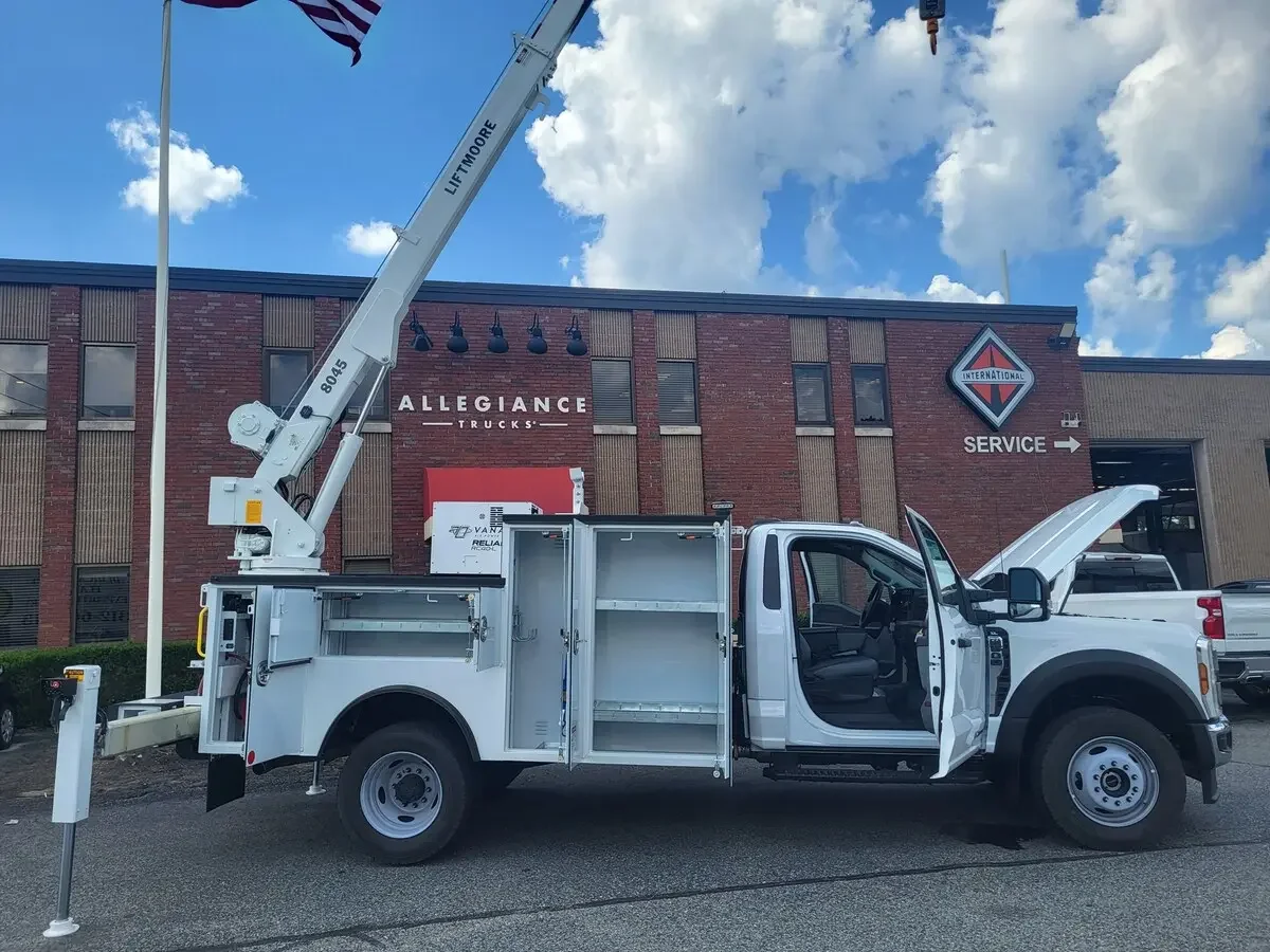 2024 Ford F-600 in Foxboro, MA — photo 10