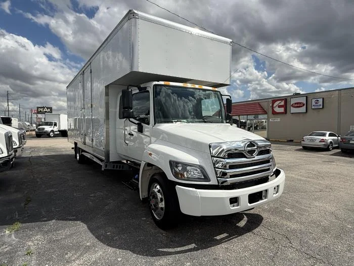 2026 Hino L6 in Dallas, TX — photo 8