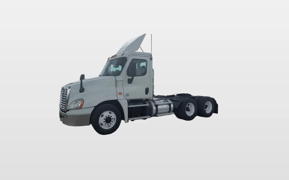 2019 Freightliner - image 1