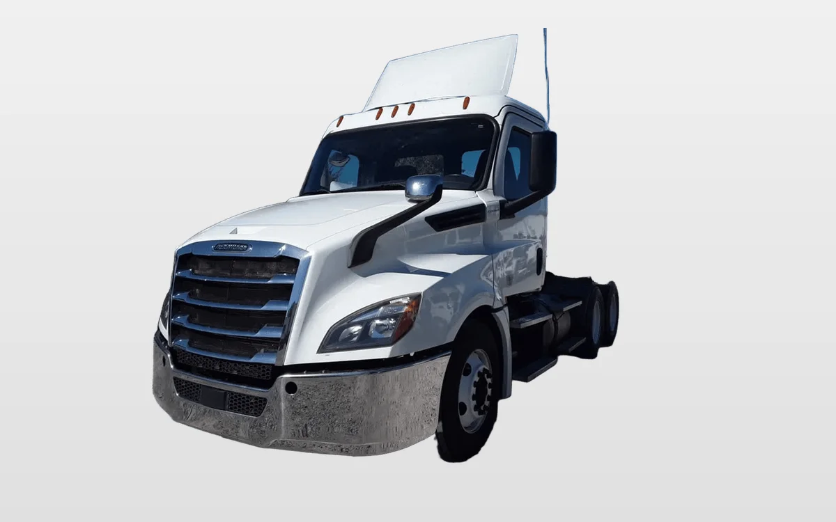 2019 Freightliner - image 1