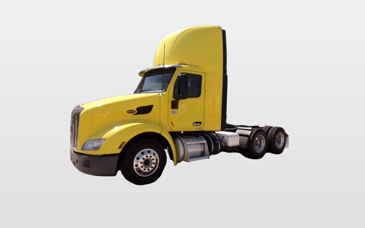 2021 PETERBILT 579 - image 1