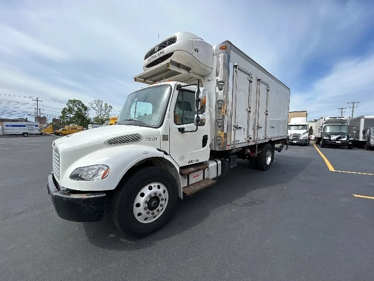 2019 Freightliner eM2 in Monmouth Junction, NJ — photo 3