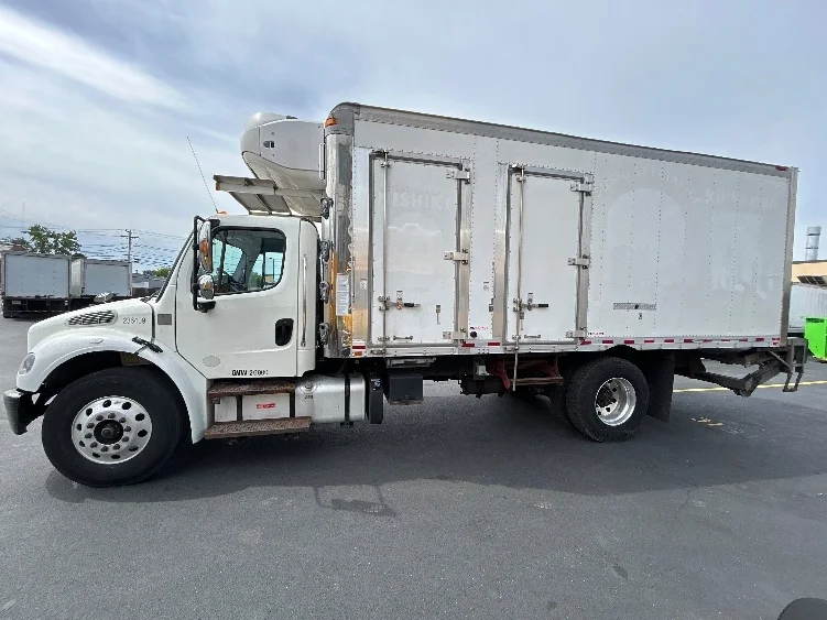 2019 Freightliner eM2 in Monmouth Junction, NJ — photo 4