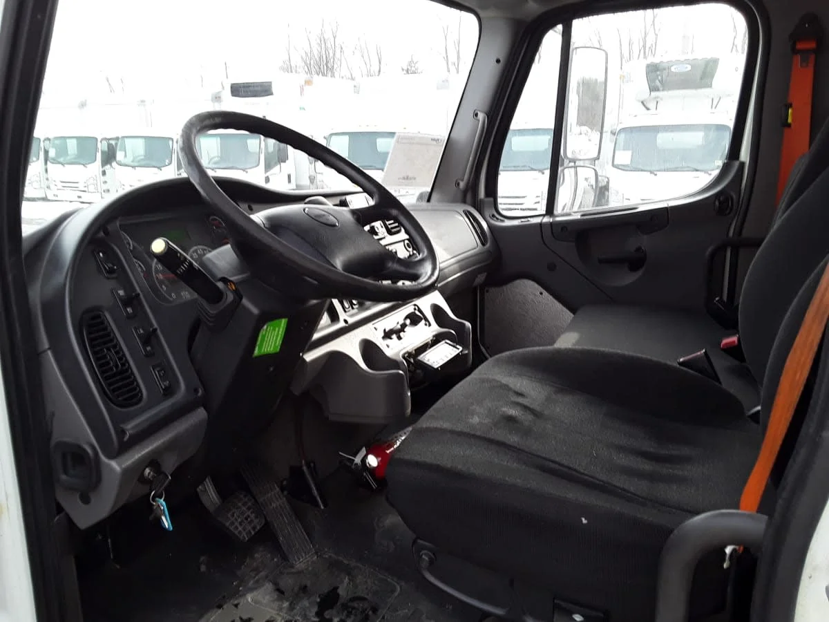 2018 Freightliner M2 106 in Salisbury, MA — photo 8