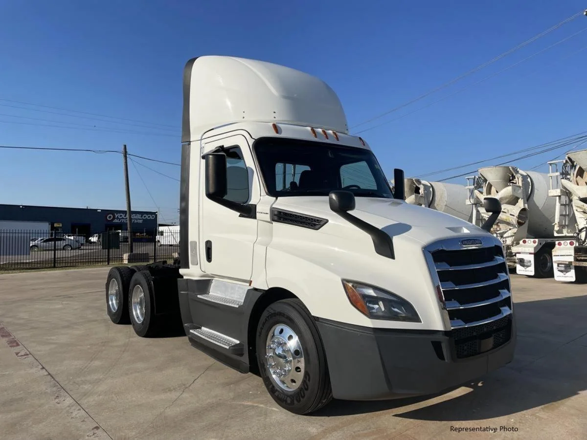 2021 Freightliner Cascadia in El Paso, TX