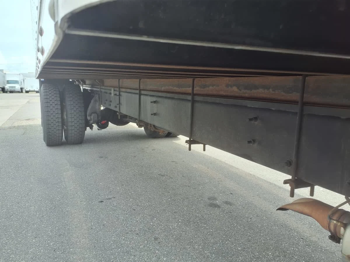 2020 Freightliner M2 106 - image 12