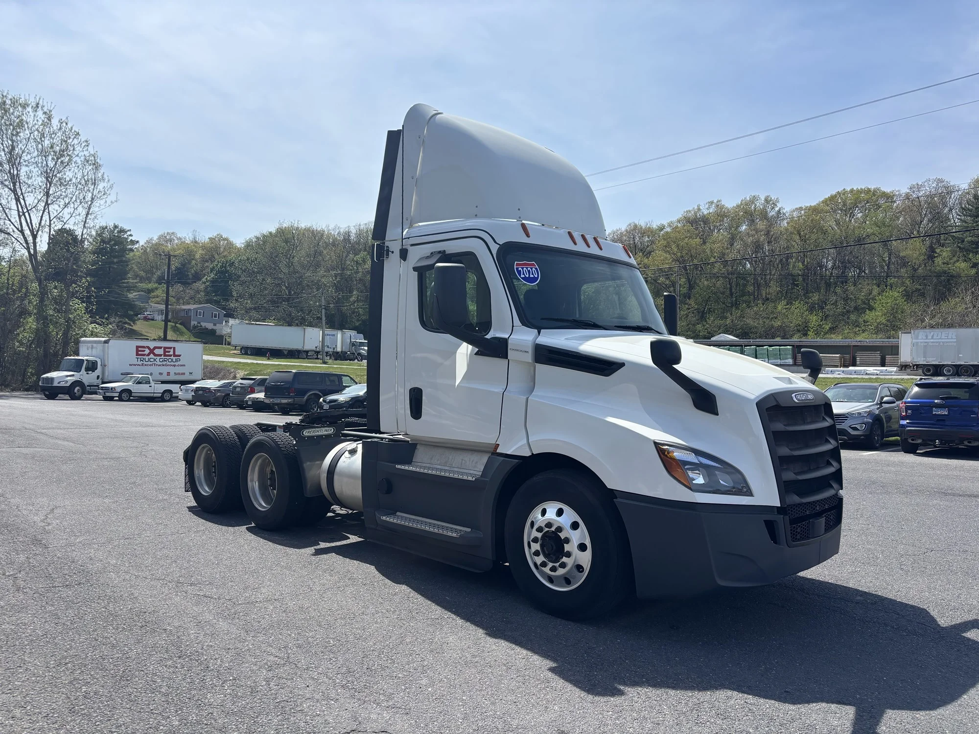 2020 Freightliner Cascadia in Weyers Cave, VA — photo 6