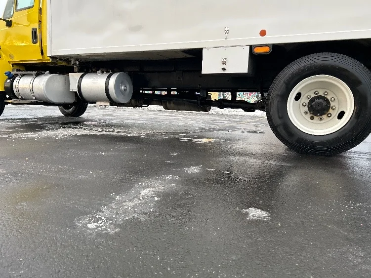 2016 International 4300 - image 5