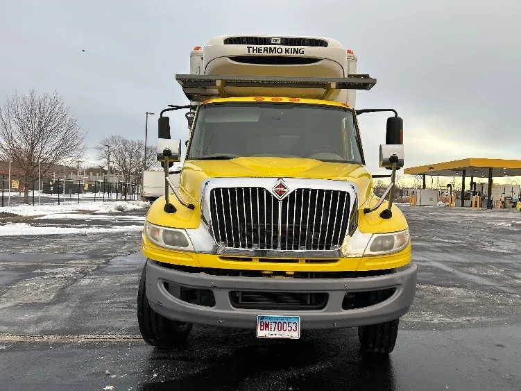 2016 International 4300 in Chicopee, MA — photo 2