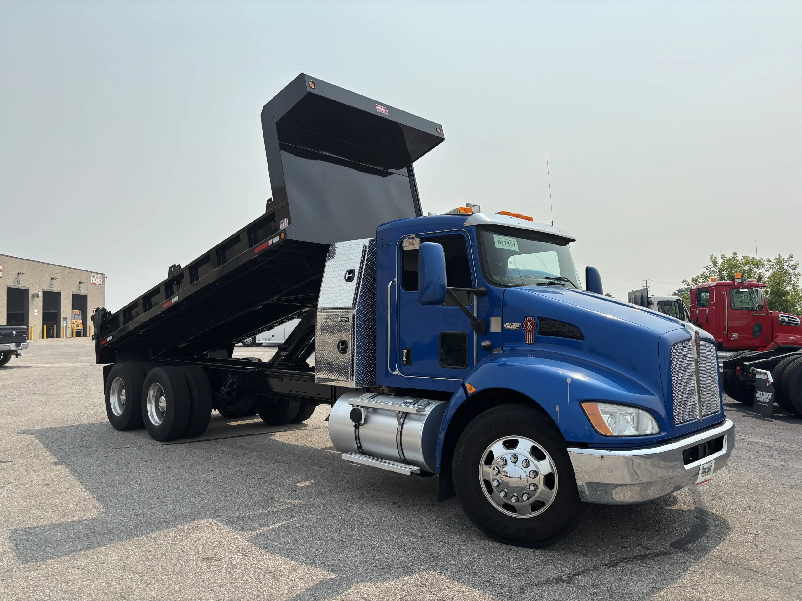 2019 Kenworth T370 in Milwaukee, WI — photo 3