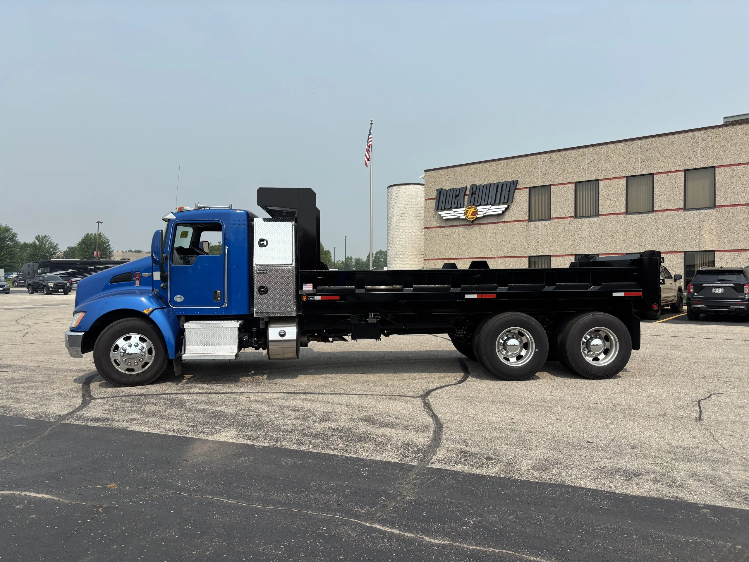 2019 Kenworth T370 in Milwaukee, WI — photo 5