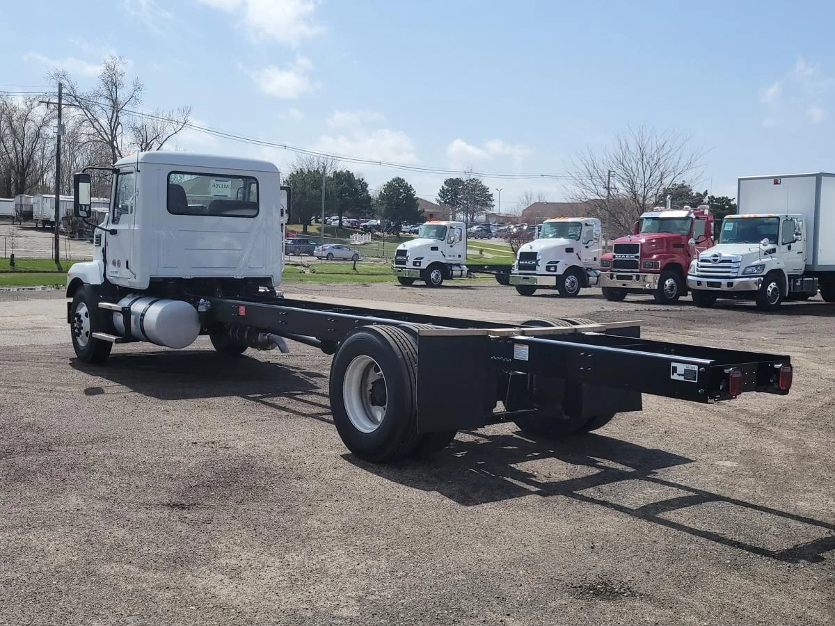 2025 Mack in Cedar Rapids, IA — photo 3