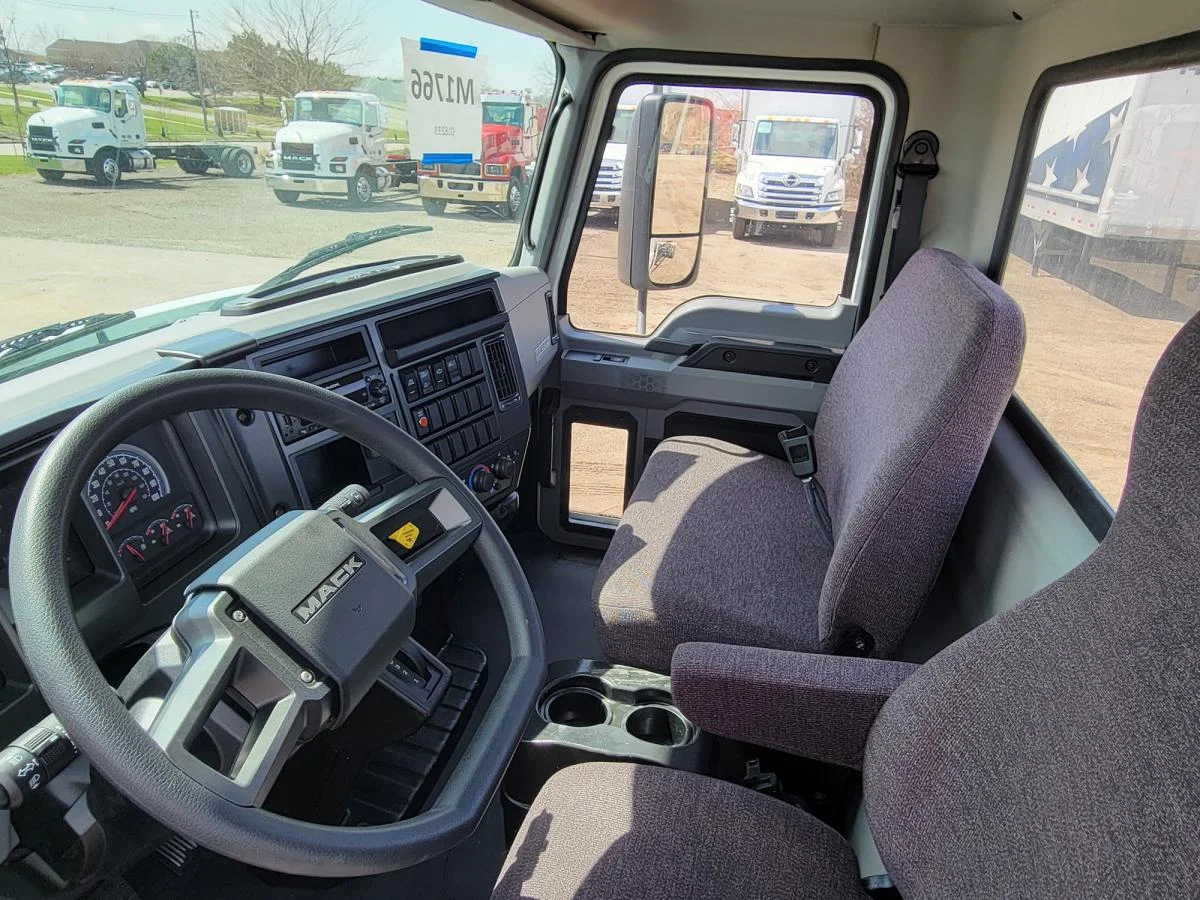 2025 Mack in Cedar Rapids, IA — photo 9